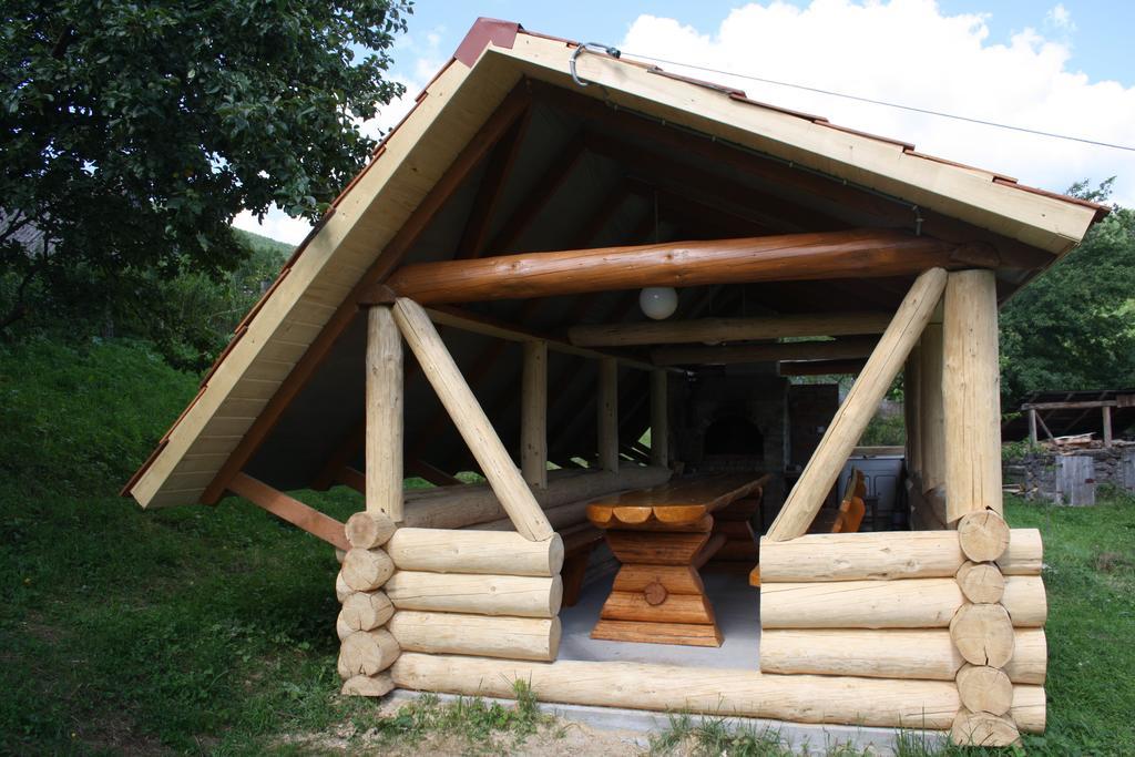 Садиба Під Гострою Zhdeniievo Chambre photo